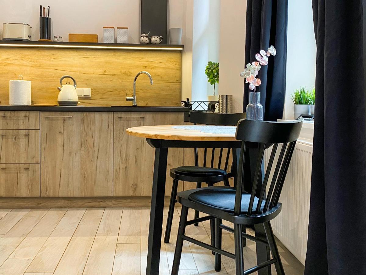 Beautiful Studio For Couples With Air Conditioning - Old Town & Main Station Krakow Dış mekan fotoğraf